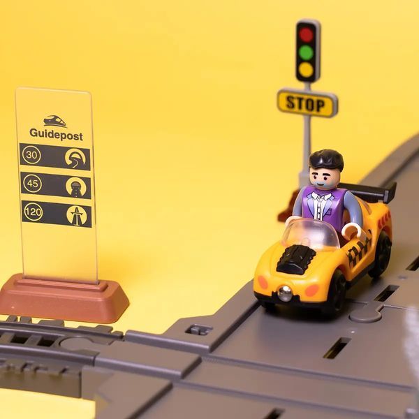 Игрушечная железная дорога OTAMANKO Странствующий экспресс, 125 деталей, зелёная 532.04.07 фото