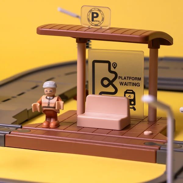 Игрушечная железная дорога OTAMANKO Странствующий экспресс, 125 деталей, зелёная 532.04.07 фото