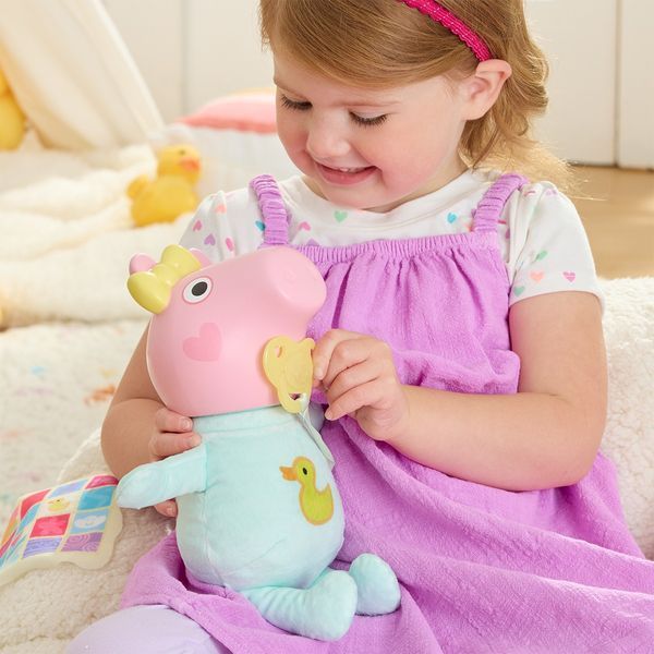 Інтерактивна іграшка Peppa Pig Крихітка Еві зі звуковими ефектами, 28 см G1637 фото